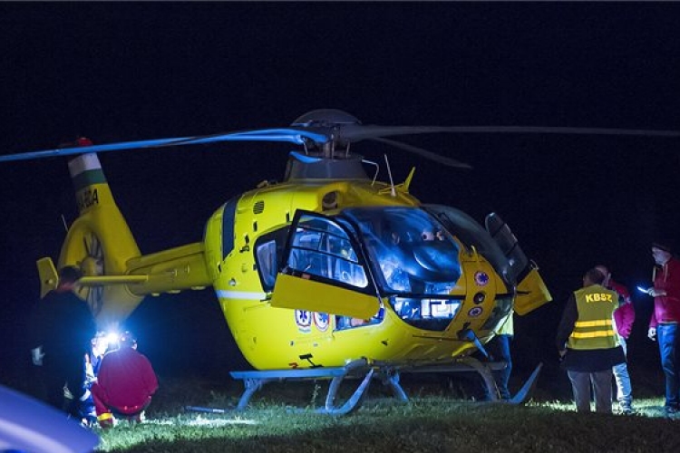 Felső vezetéknek ütközött egy mentőhelikopter Őrbottyánban