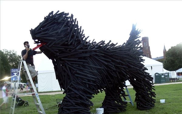 Folklife - Elkészült a Repülő puli-installáció Washingtonban